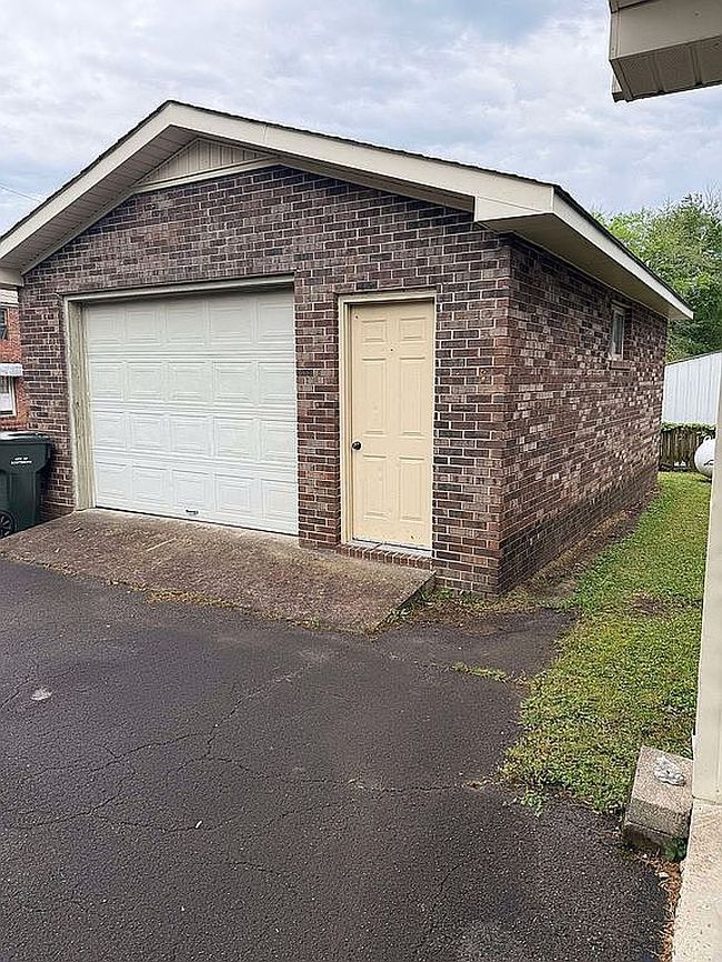 Image of 305 Hamilton Ave