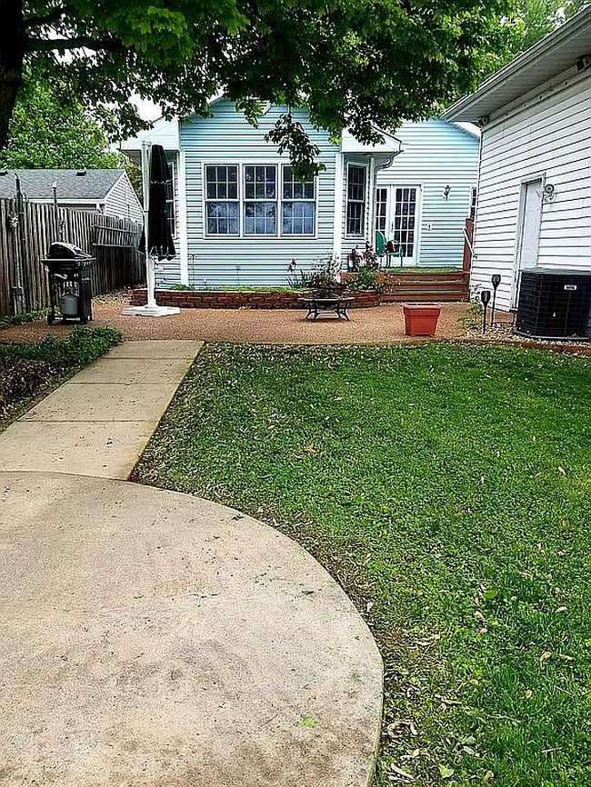 Image of 3413 S College St