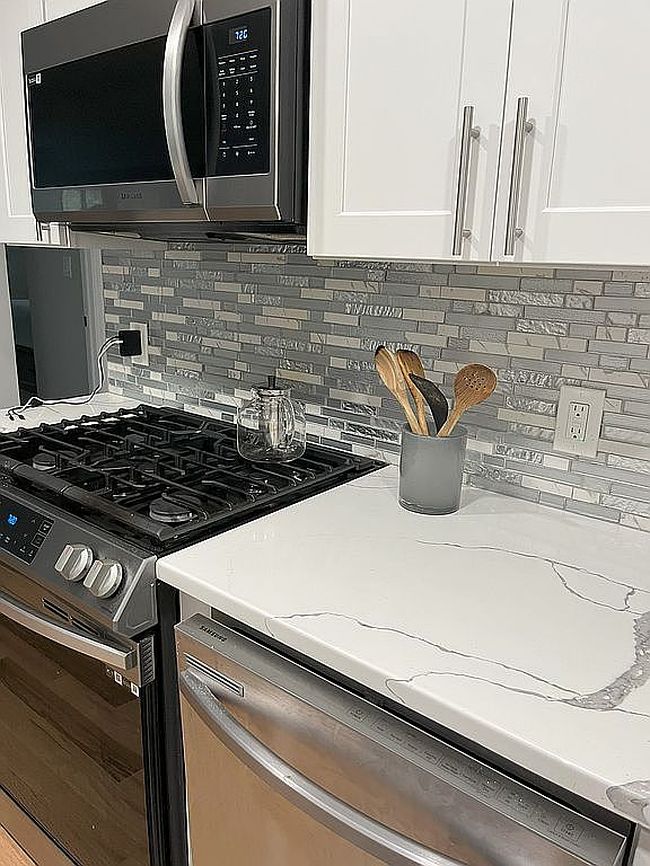 Photo of 324 Post Ave Apt 5J, Westbury, NY