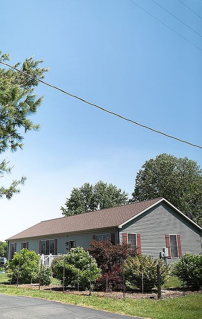 Photo of 8607 S 100 W, Union Mills, IN