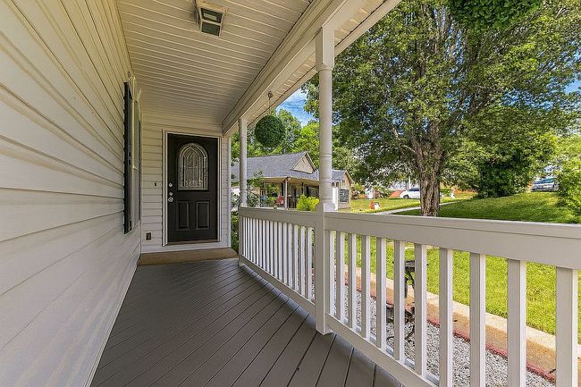 Photo of 118 Wonderberry Ct, Boiling Springs, SC