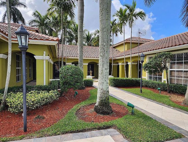 Photo of 2120 Preserve Way #202