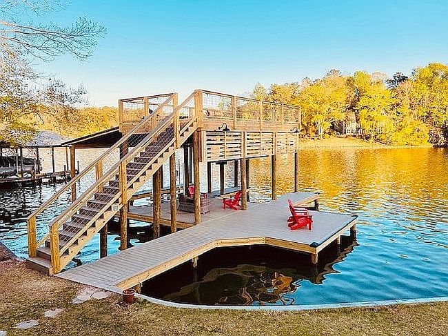 Photo of 1115 Lakeshore Dr, Jacksons Gap, AL