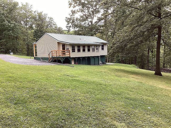 Photo of 28 Cochran Dr, Duncansville, PA