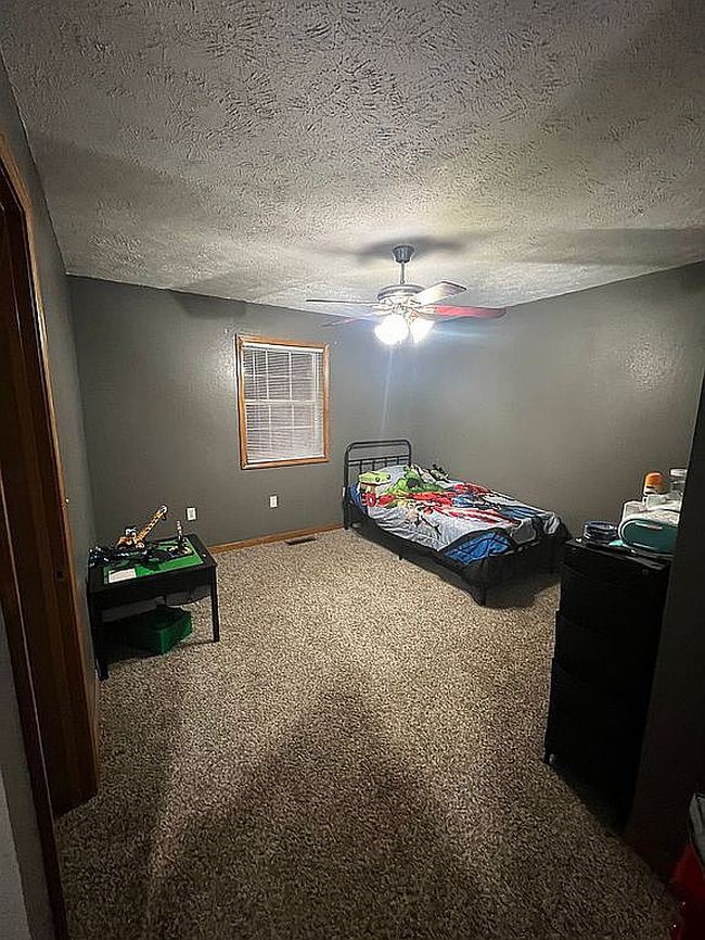 Photo of 4215 E 320th Rd, El Dorado Springs, MO