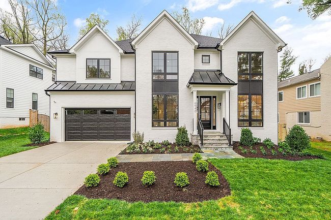 Photo of 5804 Ridgefield Rd, Bethesda, MD