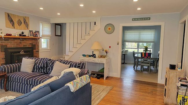 Photo of 16 Saint Marys Rd, Shelter Island, NY