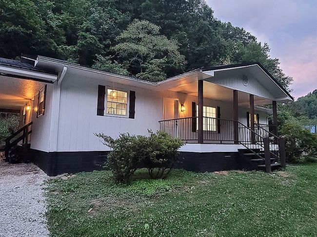 Photo of 3373 Toler Crk, Harold, KY
