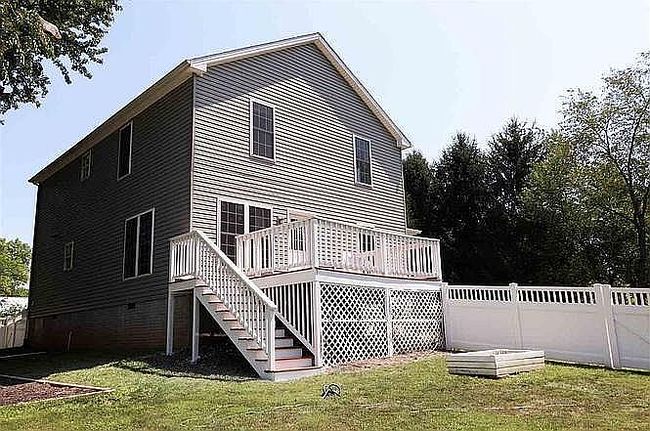 Image of 102 West Ave