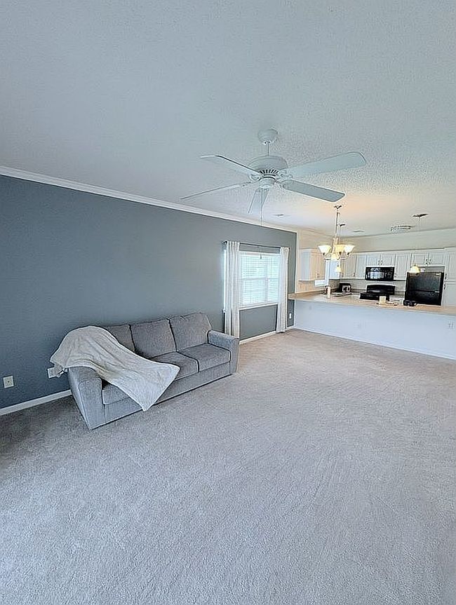 Image of 3927 Gladiola Ct Unit 204
