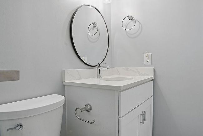 Image of 2830 Shore Dr Apt 305