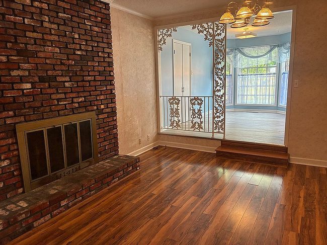 Image of 95 Moorewood Dr