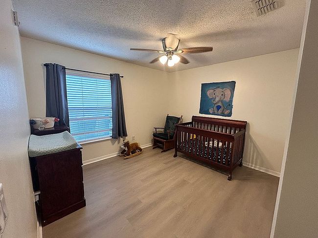 Photo of 13735 Devan Lee Dr E, Jacksonville, FL