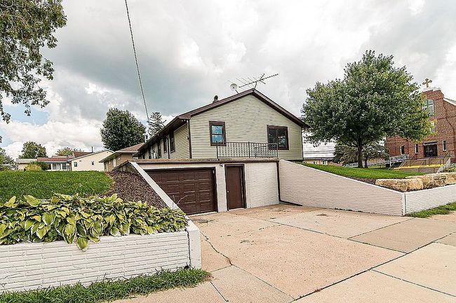 Image of 101 1st St Se