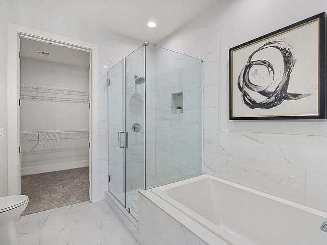 Photo of 6890 Peachtree Dunwoody Rd, Sandy Springs, GA