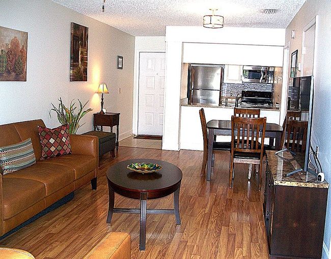 Image of 3808 N Oak Dr Unit U42