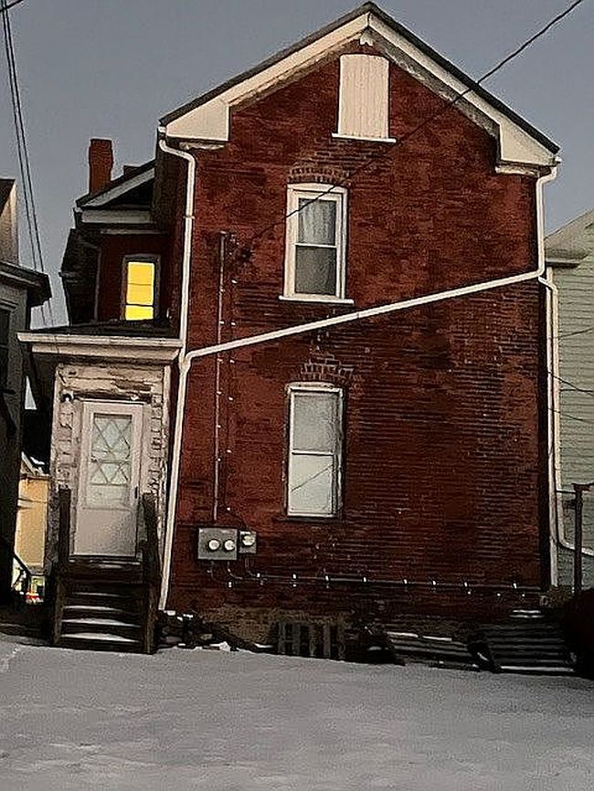 Image of 1304 3rd Ave