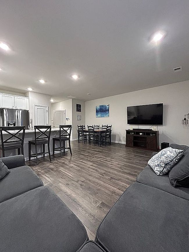 Image of 55 Peregrine Way