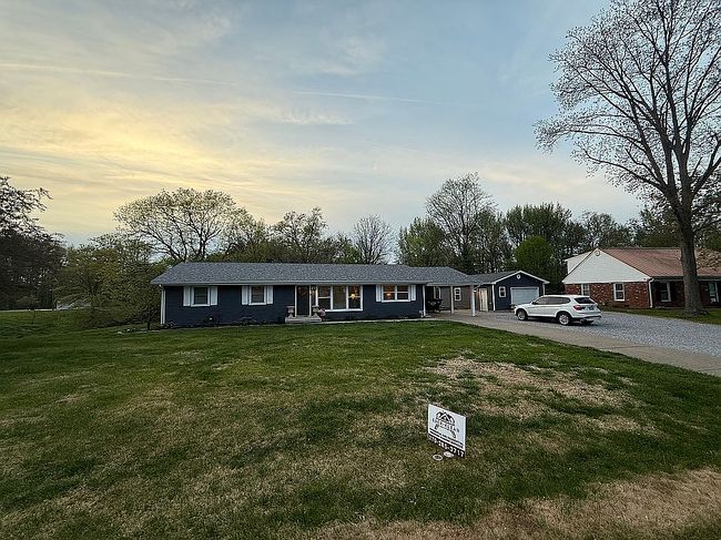 Image of 2573 Holloway Ln