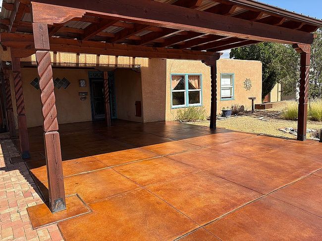 Additional photo 3 of property located at 732 Lafayette Dr Ne