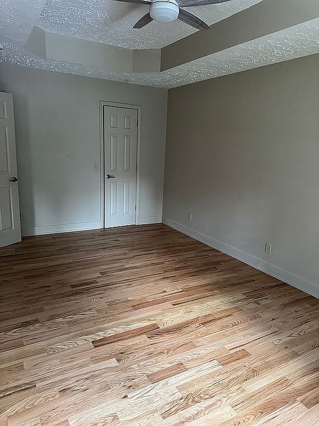 Photo of 1623 W Hovey St, Springfield, MO