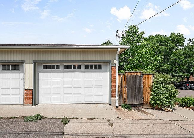Image of 2458 N High St