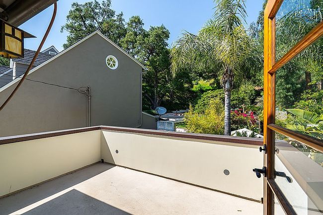 Image of 1401 El Rito Ave