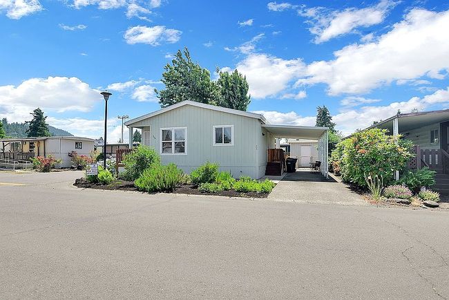 Photo of 5335 Main St Space 204, Springfield, OR