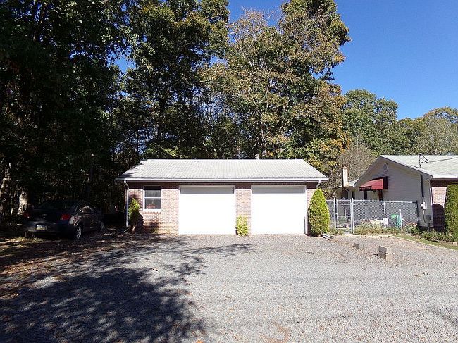 Photo of 2443 Church Rd, Mountain Top, PA