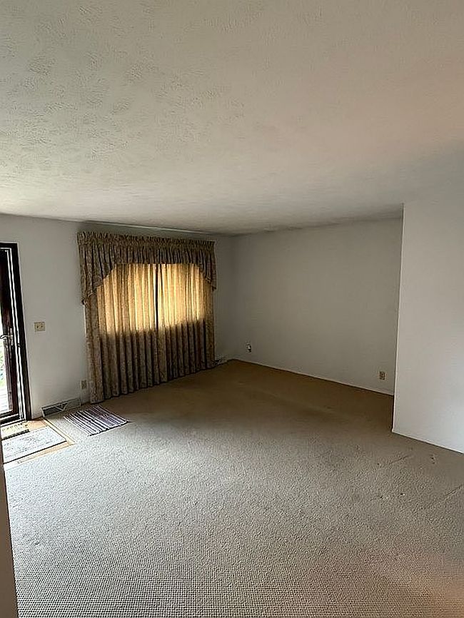 Additional photo 3 of property located at 14124 N St