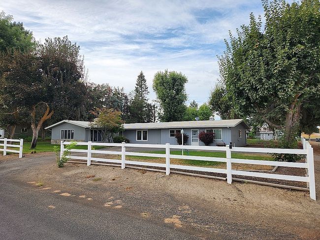 Photo of 320 Access Rd