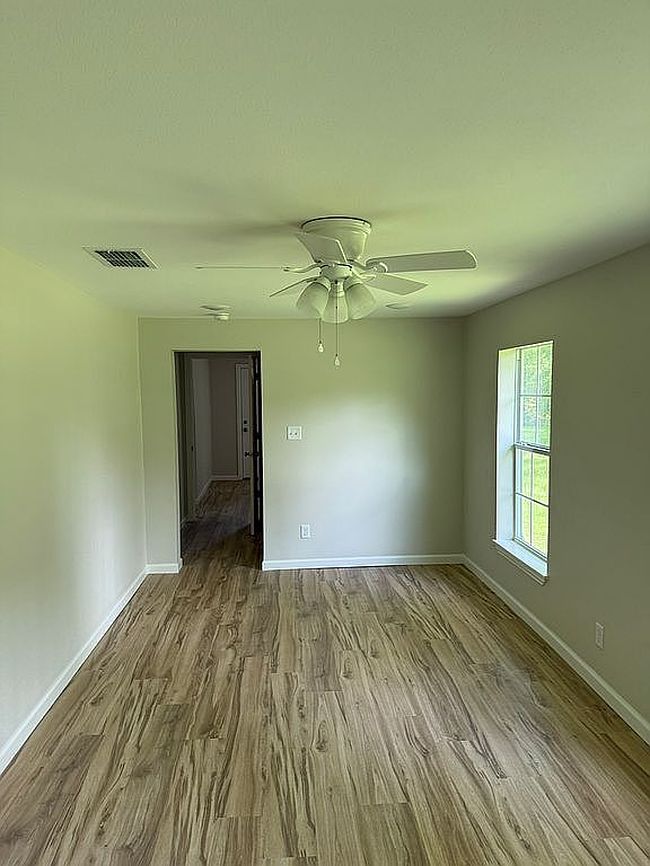 Image of 607 E Duval St