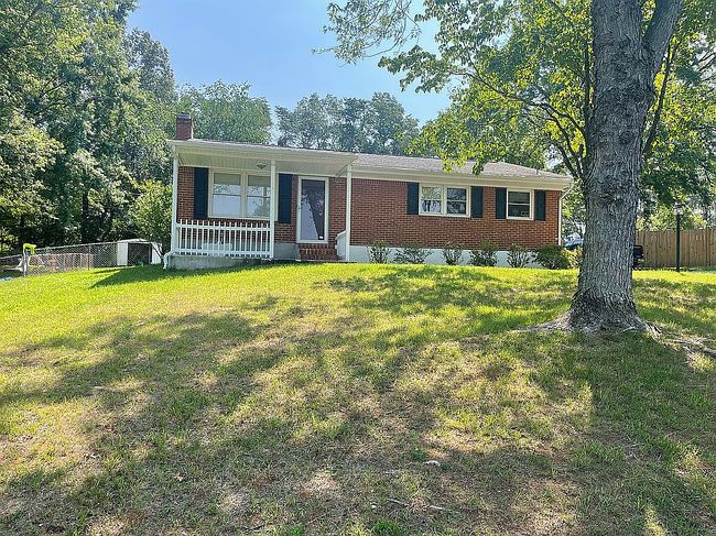 3078 Woodway Rd, Roanoke, VA