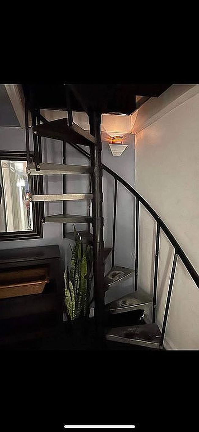 Image of 487 Magic Ln