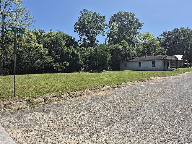 Photo of 508 New Hope Ln, Dothan, AL