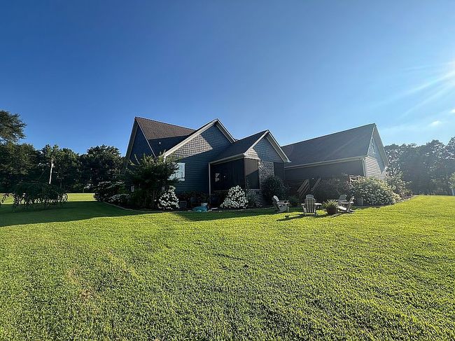 Photo of 334 Lee Holcomb Rd, Boaz, AL