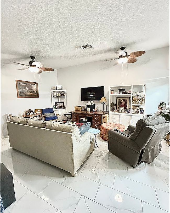 Photo of 15572 Crystal Lake Dr, North Fort Myers, FL