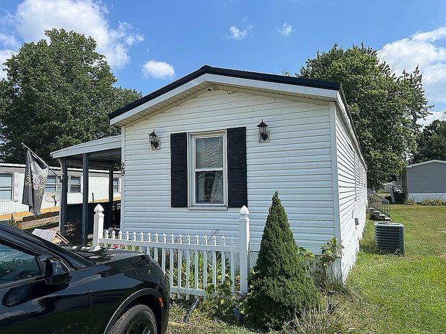 Photo of 29 Sharon Dr, Mc Kean, PA