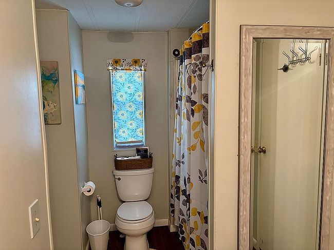 Image of 15402 Lakeshore Villa Rd Unit 227