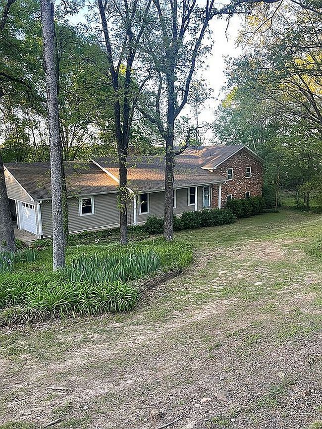 Image of 914 Skyline Dr