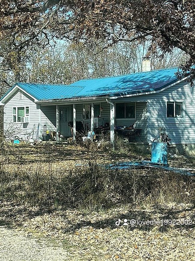 Photo of 1431 E Highway 8, Steelville, MO