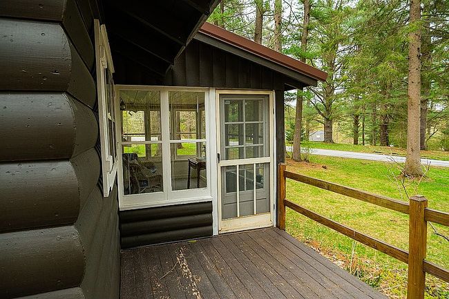 Photo of 3 Pine Knoll Ln, East Berne, NY