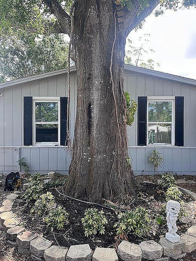 Image of 27 Tucker Ave