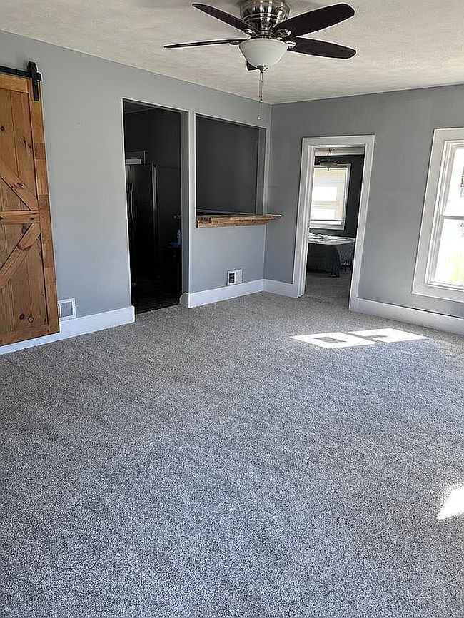 Image of 439 S 10th St