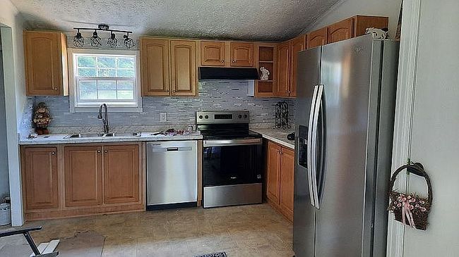 Image of 6640 Stewartsville Rd