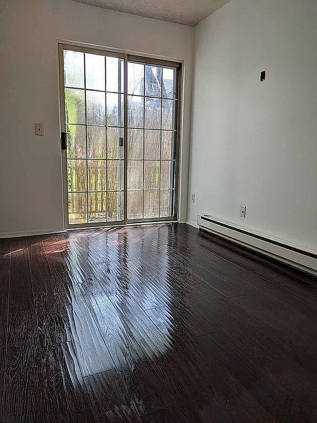 Photo of 18 Woodland Dr, Warren, NJ