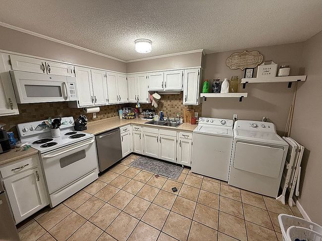Image of 202 Sparkey Dr
