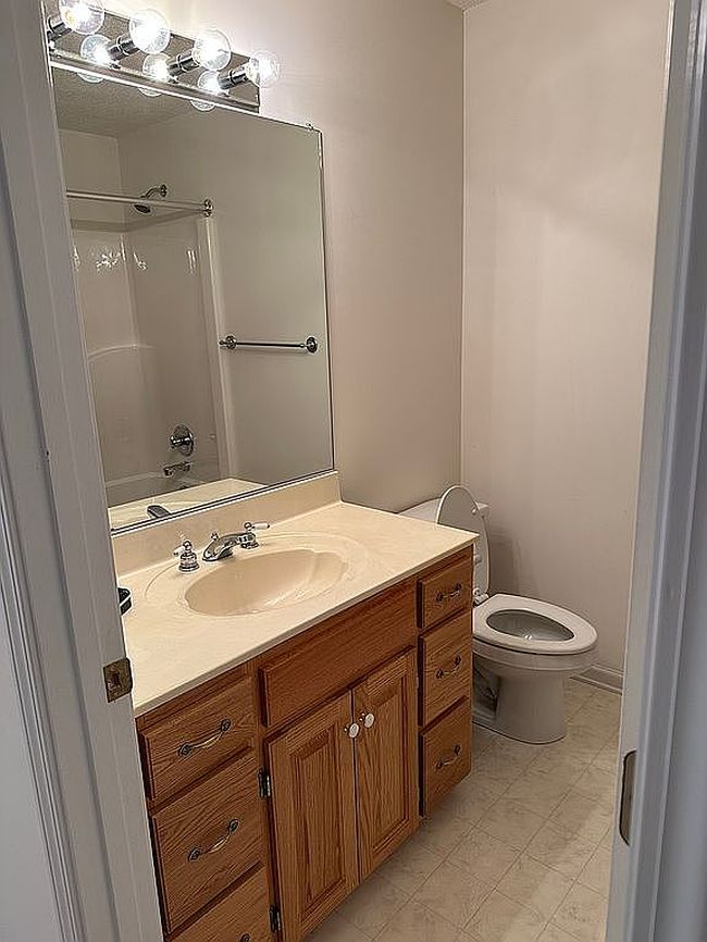 Photo of 3619 Westwood Rd, Hamptonville, NC