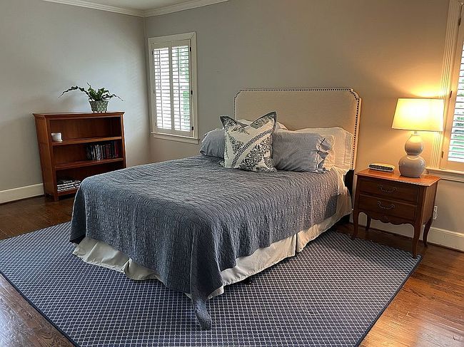 Image of 320 Hillside Dr Nw