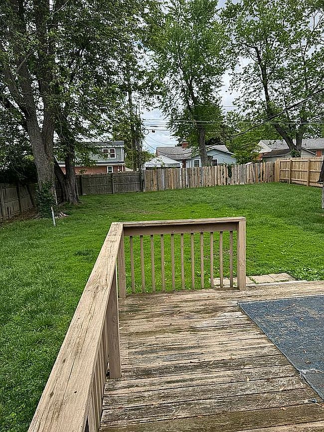 Image of 359 Stratford Dr